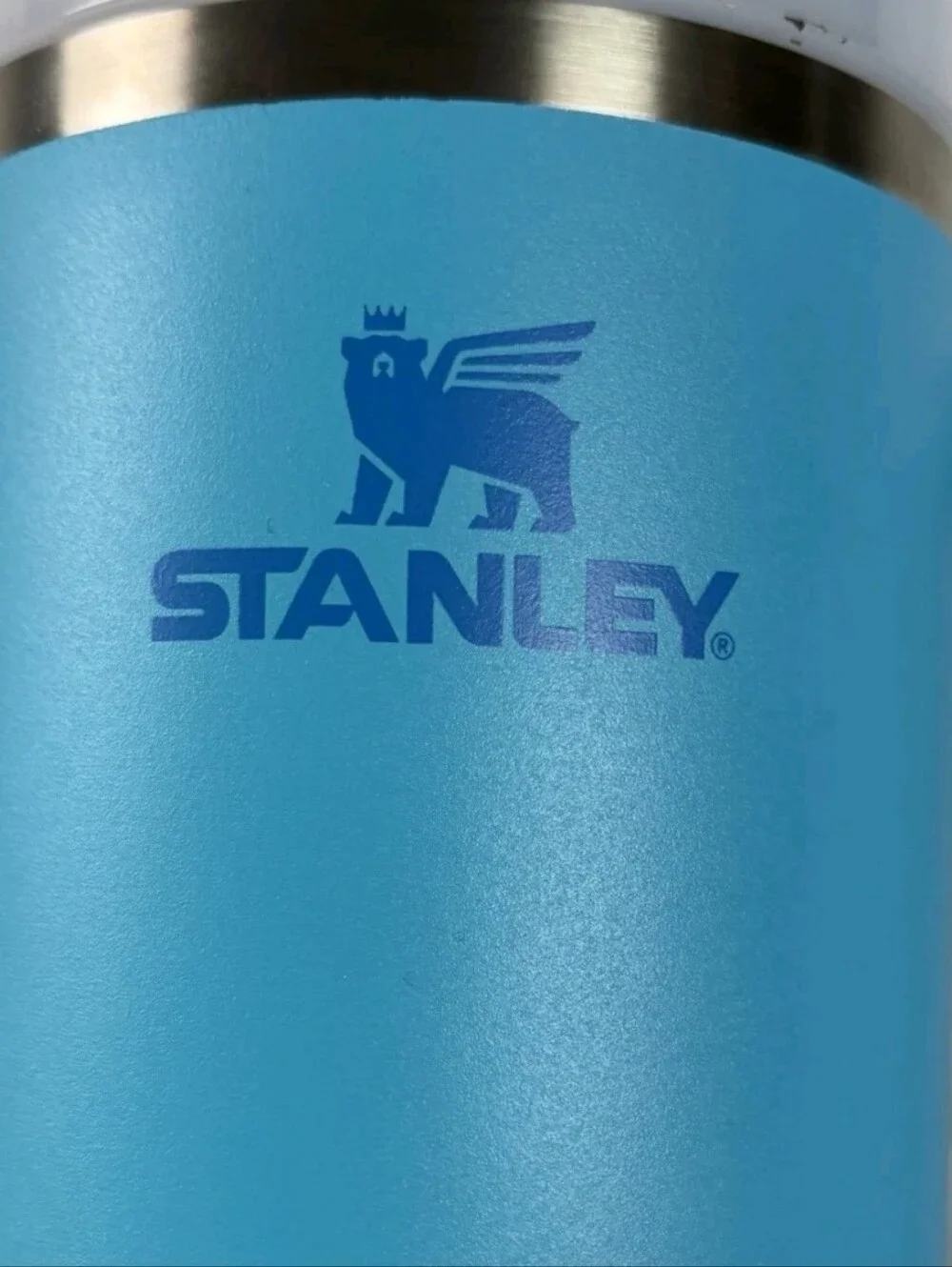 Stanley | Stainless Steel 40oz Quencher H2 FlowState Tumbler | Splash Blue - Picture 2 of 6